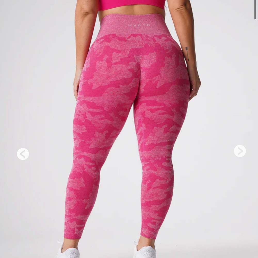 NVGTN Fuchsia Camo Seamless Leggings